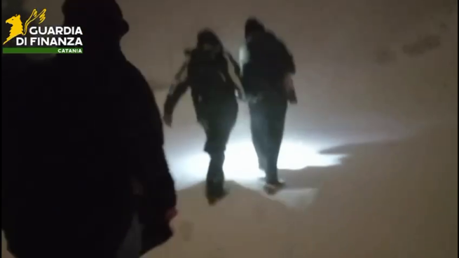 Turisti svizzeri salvati sull’Etna da una bufera di neve